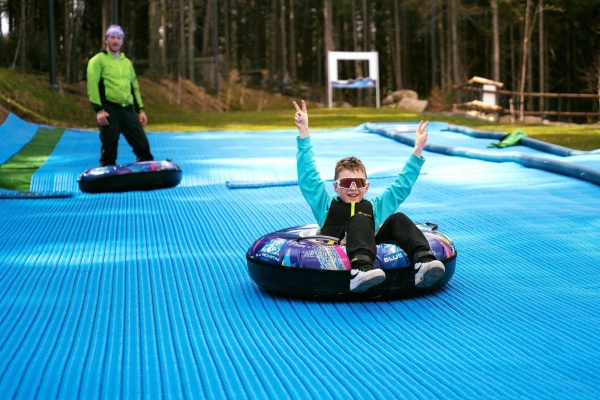 TUBING JAKO SKVĚLÁ ZÁBAVA PRO VŠECHNY
